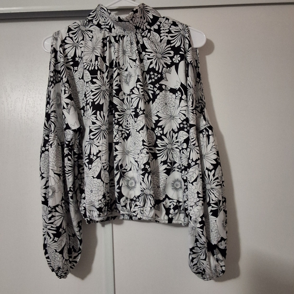 I-N-C International Concepts /Tops / Color Ful Womens Blouse Size L - Picture 4 of 15